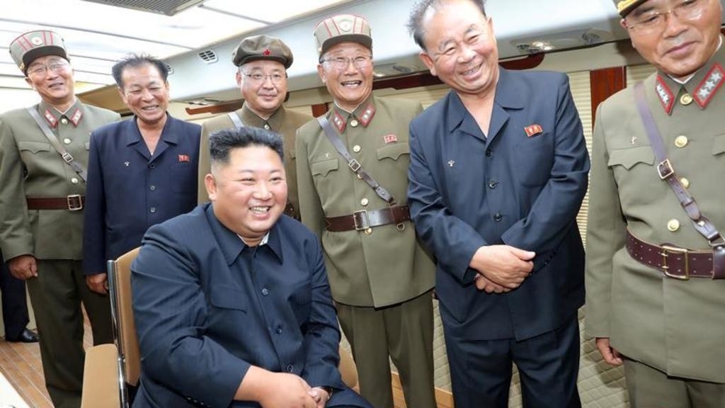 بإشراف مباشر من زعيمها كوريا الشمالية تختبر سلاحا جديدا