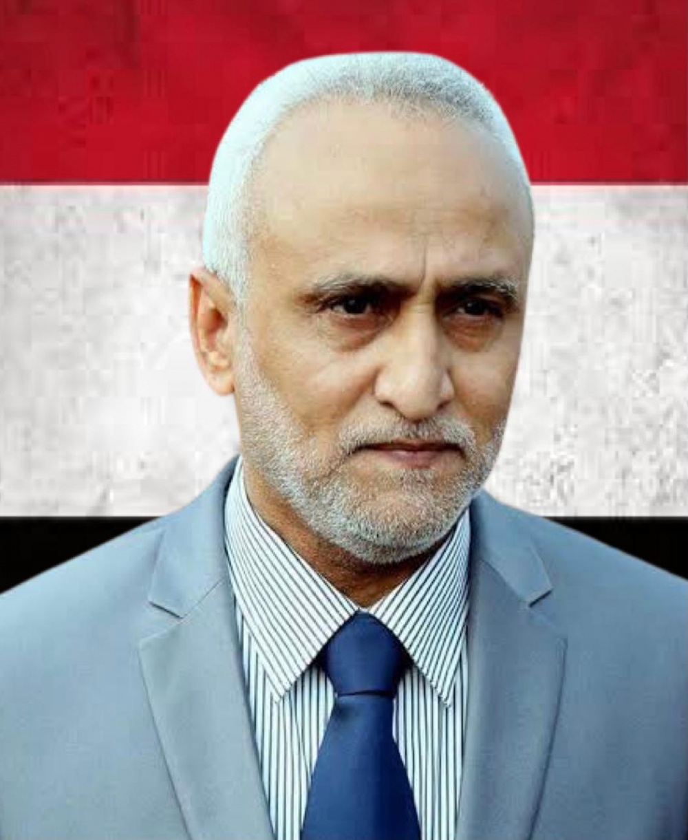 فقط في اليمن تعرف على سائق العيسي الذي تحول بقدرة قادر من مسؤل مالي لدائرة حزب الإصلاح اخوان اليمن الى نائب رئيس مجلس الشورى