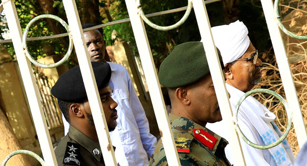 محكمة الخرطوم ترفض استلام ملف الرئيس السوداني