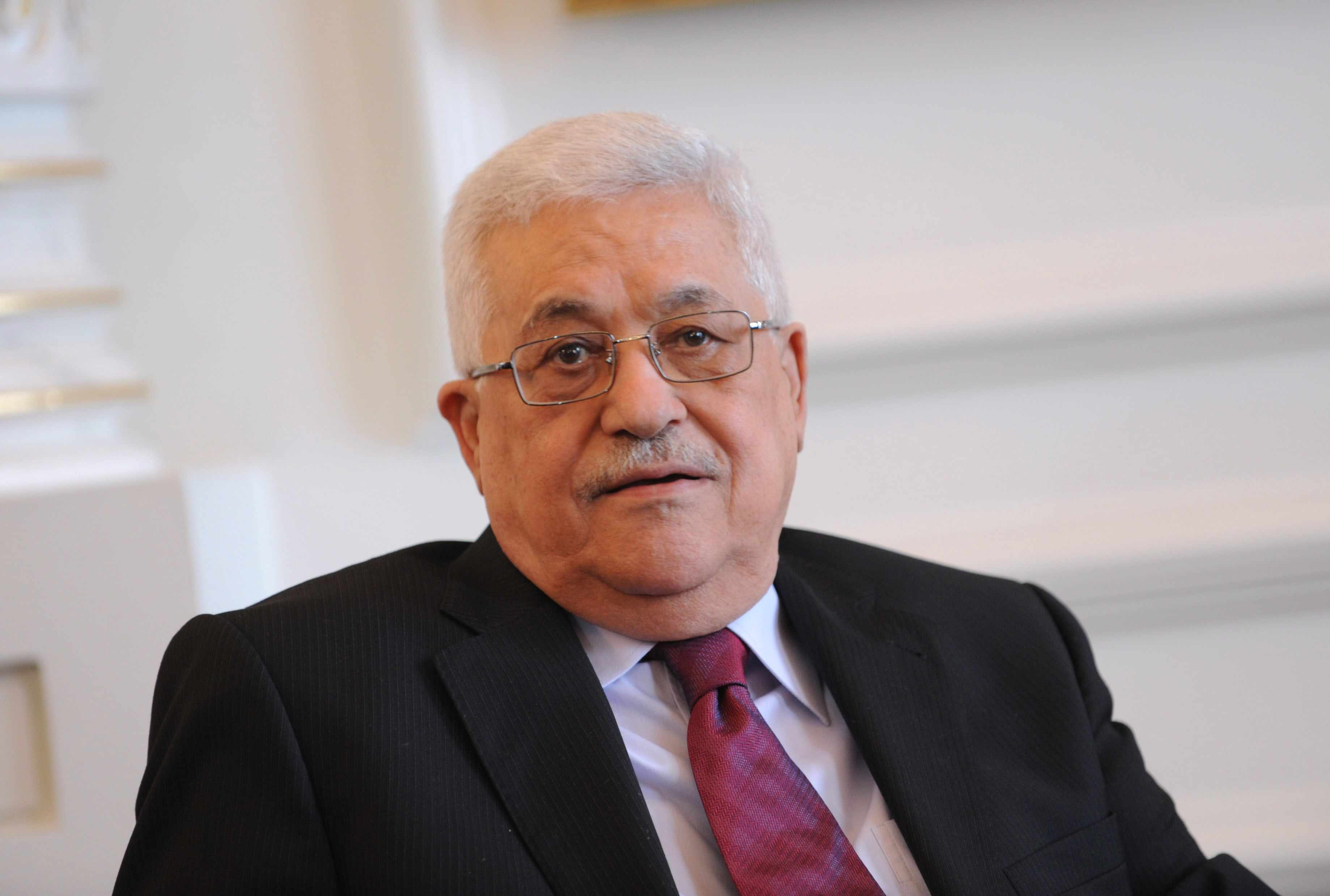 وردنا الان الرئيس الفلسطيني يدعو لاجتماع عاجل للقيادة الفلسطينية